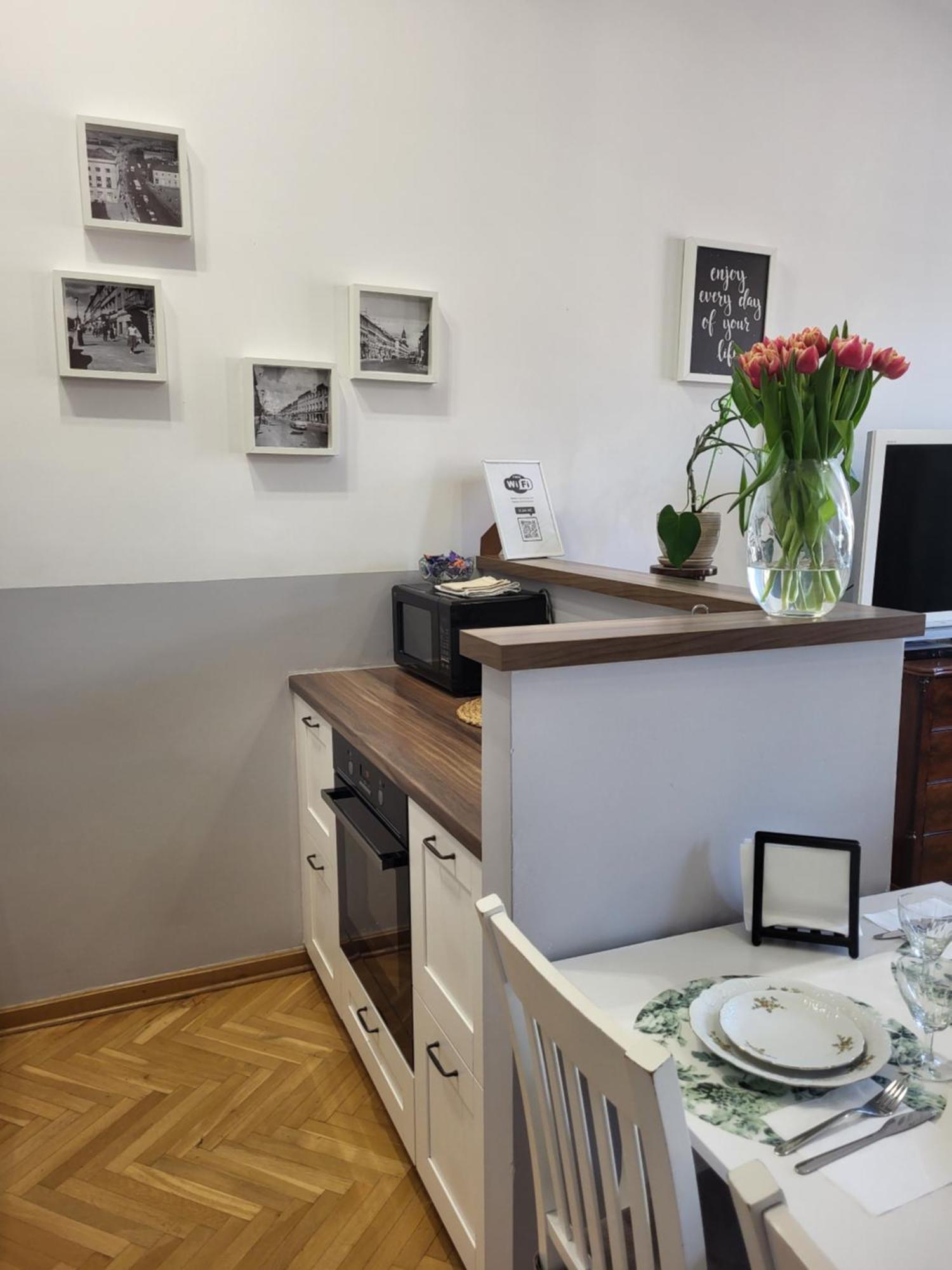Novo Mundo Apartment Warsaw Exterior photo